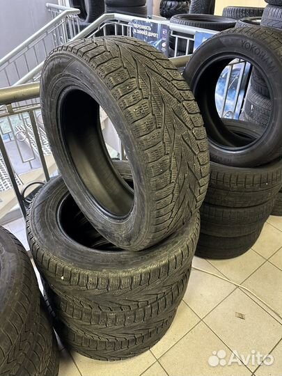 Nokian Tyres Hakkapeliitta R2 SUV 225/60 R17 103R