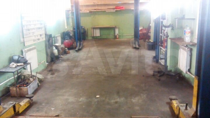 Гараж, > 30 м²