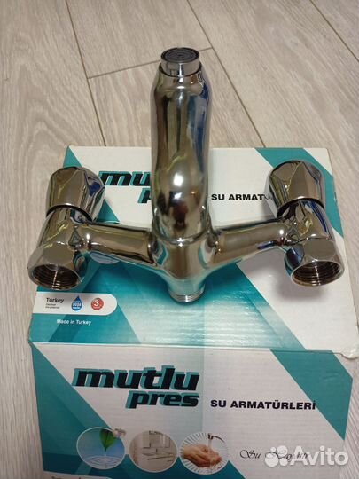 Смеситель для ванны mutlu