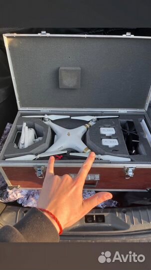 Квадрокоптер dji phantom 3 pro