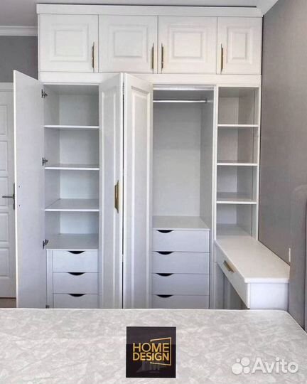 Шкаф с встроенной гладильной доской