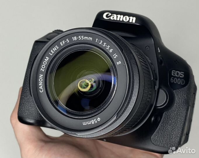 Canon 600D kit 18-55 10472 кадров