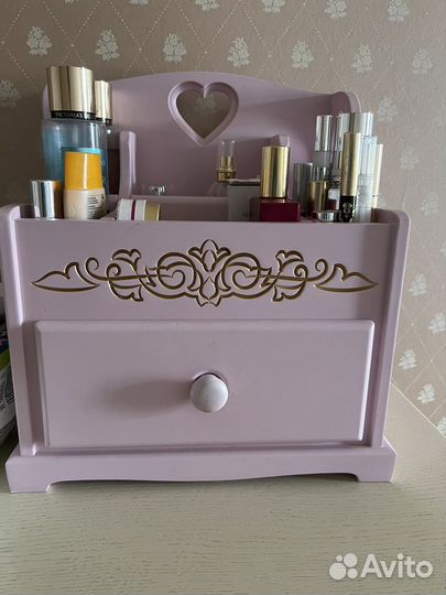 Комод для косметики