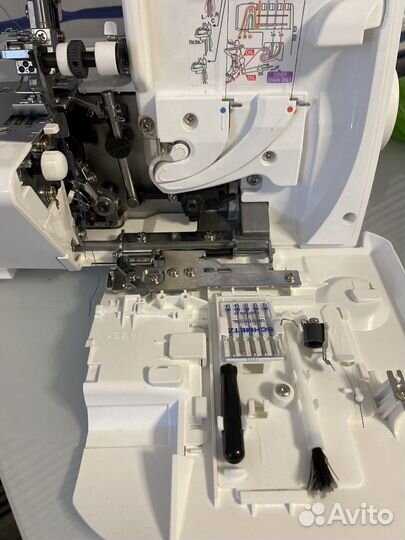 Коверлок Juki MO 735N