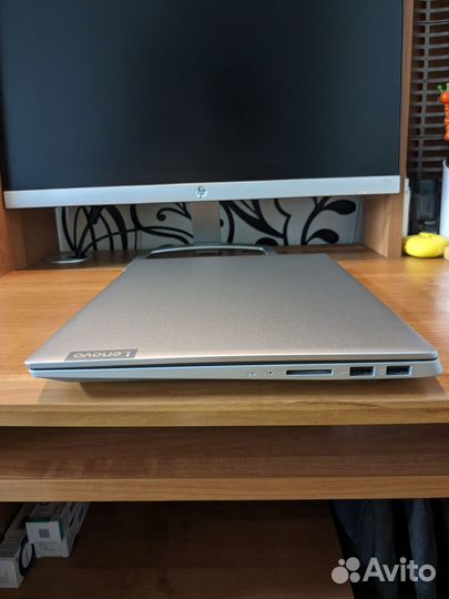 Ноутбук Lenovo Ryzen 3200U 20 Гб озу + SSD 120/480