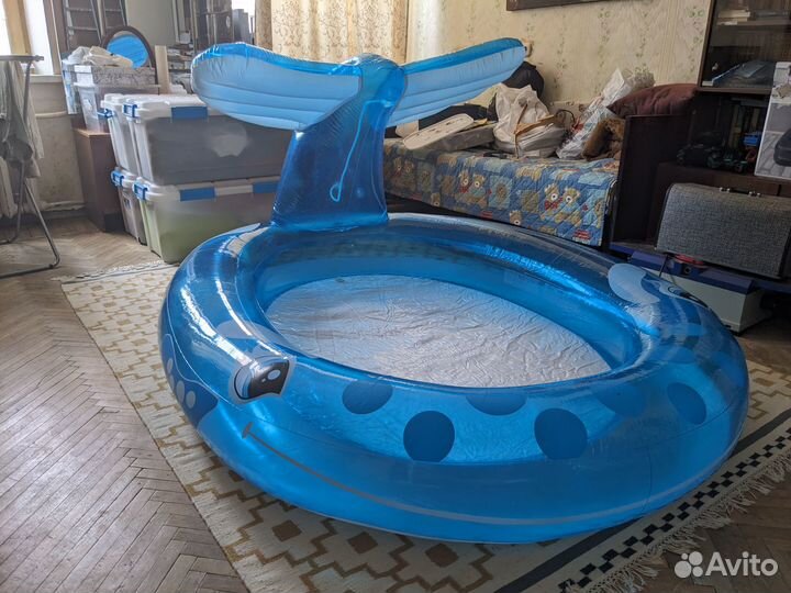 Детский надувной бассейн