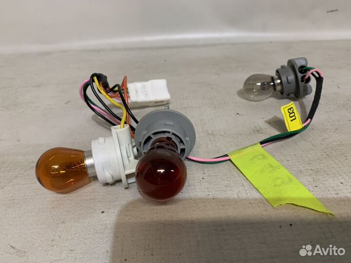 Hyundai Solaris 10- Проводка левого фонаря