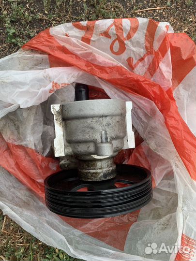 Насос гур renault duster