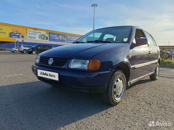 Volkswagen Polo 1.0 МТ, 1998, 333 000 км