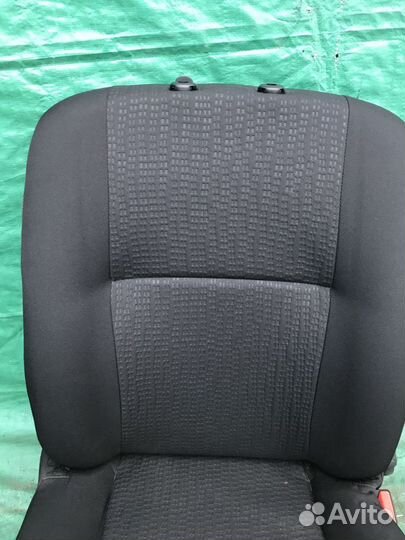 Сиденье пере правое Nissan Terrano III (D10) 2014+