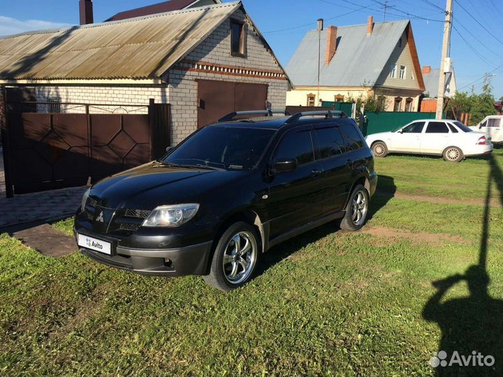 Mitsubishi Outlander 2.4 AT, 2004, 193 000 км