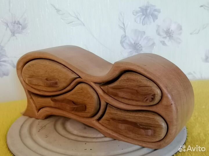 Шкатулка для украшений 