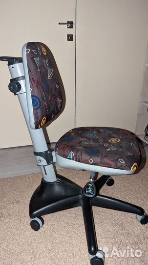 Стул компьютерный для школьника