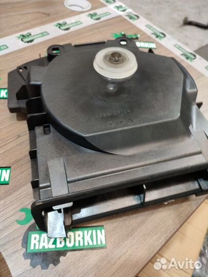 Сабвуфер задний левый Bmw 5 Series F10 N47T 2.0 D