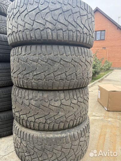 Pirelli Ice Zero 275/40 R20 и 315/35 R20 20B