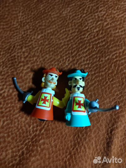 Игрушки из киндер-сюрприз(сборка)