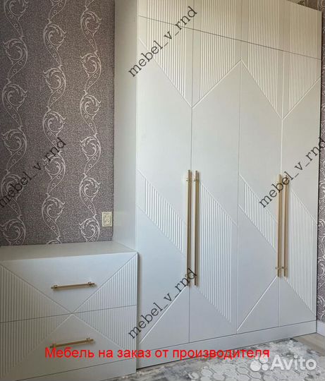 Шкаф распашной на заказ