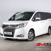 Toyota Esquire 2.0 CVT, 2015, 174 506 км, с пробегом, цена 2 101 999 руб.