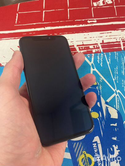iPhone X, 64 ГБ