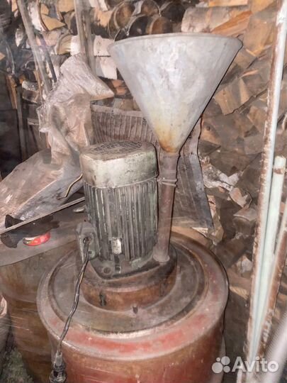 Зернодробилка 380