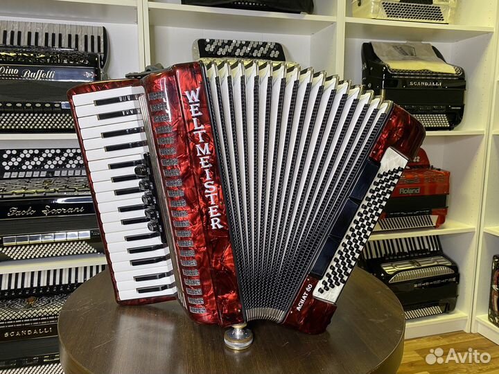 Аккордеон Weltmeister Achat 80