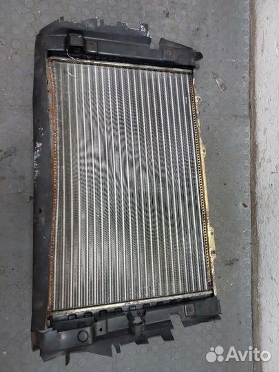 Радиатор охлаждения двигателя Audi 100 (C4)