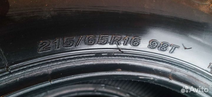 Firestone Ice Cruiser 7 215/65 R16 98H