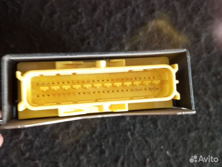 Блок безопасности Volkswagen Polo 5