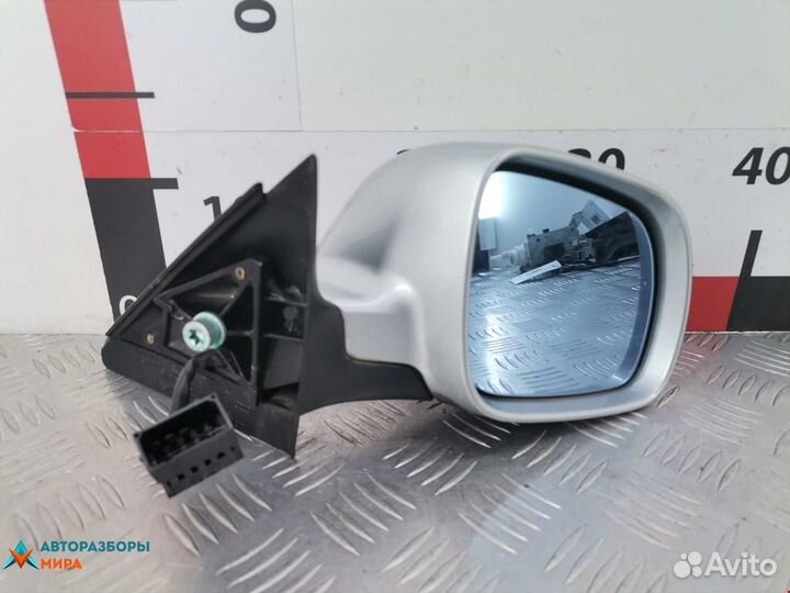 Зеркало наружное правое Audi A4 B5 1998