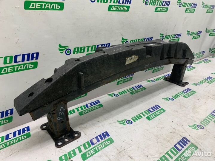 Усилитель бампера передний Nissan Qashqai