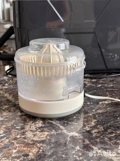 Продам соковыжымалку для цитрусовых