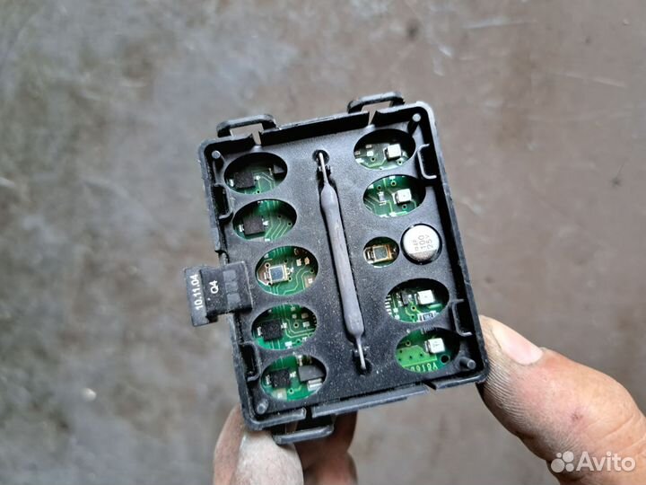 Датчик дождя на Mercedes W211