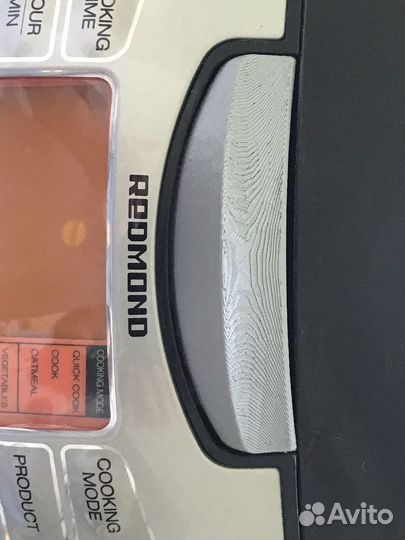 Клавиша крышки мультиварки Redmond