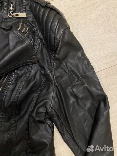 Кожаная куртка женская(требует реставрации)