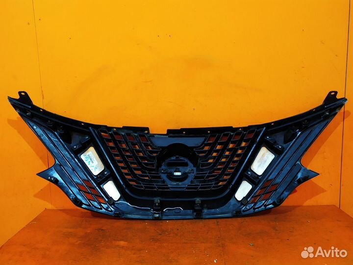 Решетка радиатора Nissan Murano Z52 2014-Нв