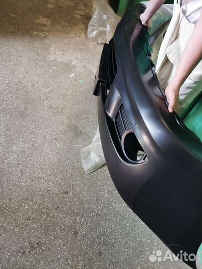 Бампер новый Nissan almera