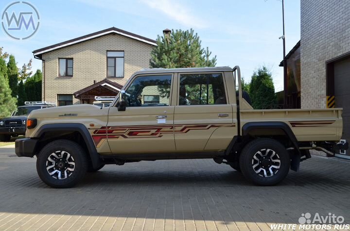 Toyota Land Cruiser 4.0 AT, 2024, 30 км