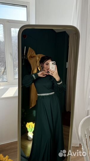 Платья на никах прокат