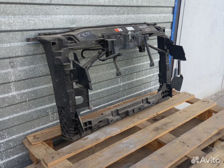 Рамка радиатора Mazda 6 GH Япония