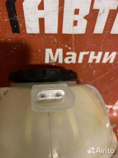 Volkswagen Polo Расширительный бачок