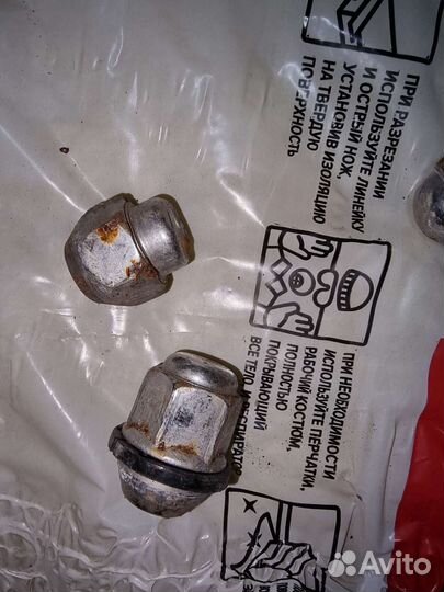 Колесные гайки mitsubishi