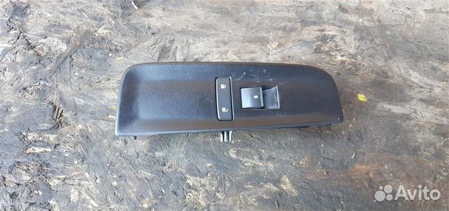 Кнопка стеклоподъемника Cadillac SRX 1 2003-2009