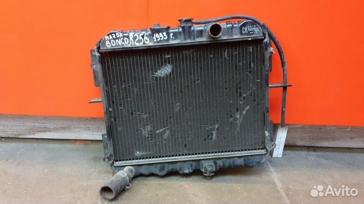 Радиатор основной mazda bongo SE58T мазда бонго