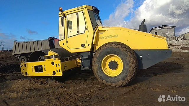 Аренда услуги грунтового катка Bomag 12т