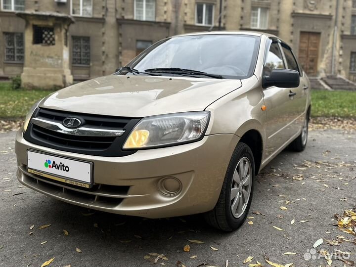LADA Granta 1.6 МТ, 2013, 186 666 км