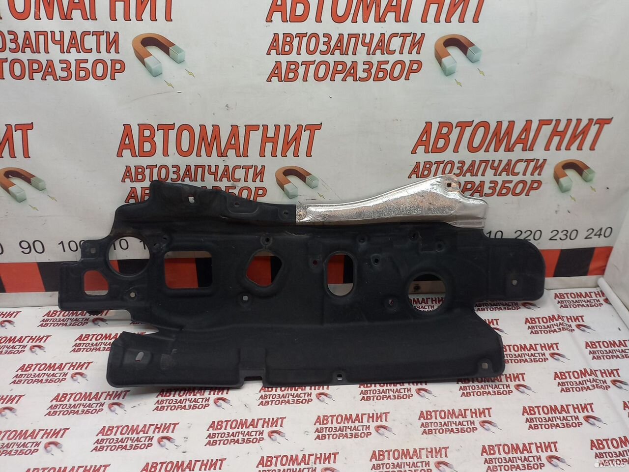 Шумоизоляция моторного отсека Хендай Санта Фе 4