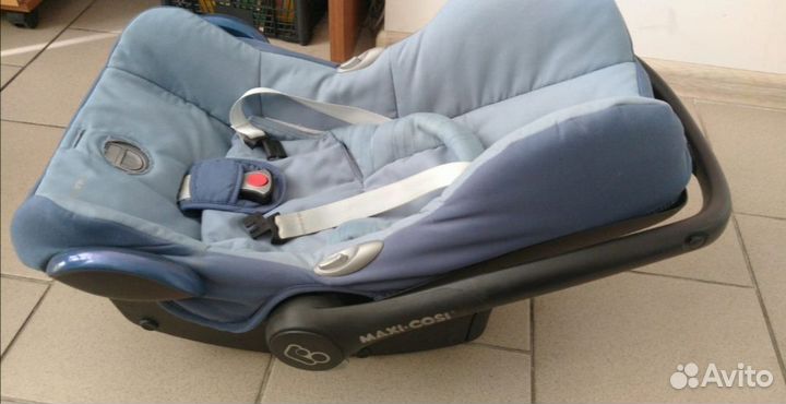 Детское автокресло от 0 maxi cosi