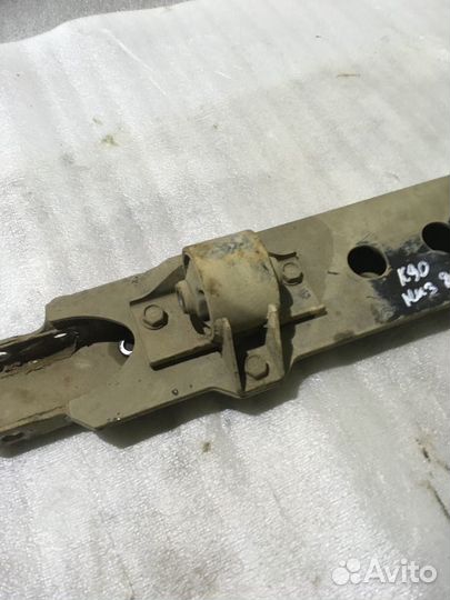 Траверса Mitsubishi Pajero Sport K9