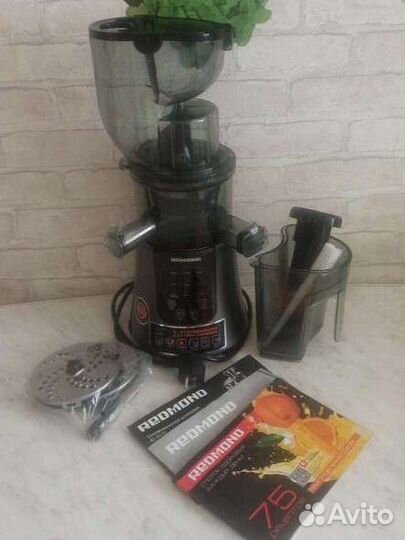 Шнековая соковыжималка redmond RJ-912S