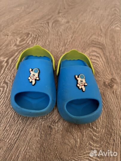 Сандалии детские 27